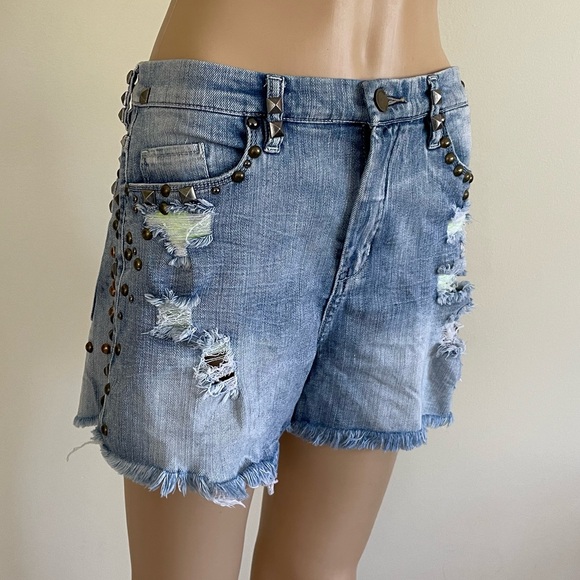 Blank NYC studded distressed shorts with neon details size 30 - Picture 7 of 15